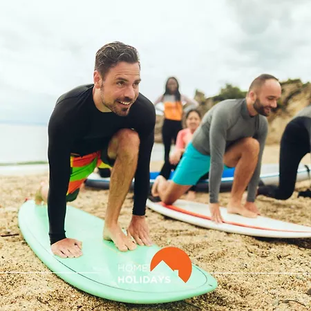 #343 With Pool & Jacuzzi By Holidays *