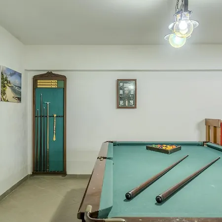 #343 W Pool & Jacuzzi Luxury Вилла