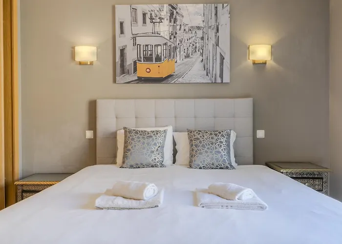 #343 With Pool & Jacuzzi By Holidays